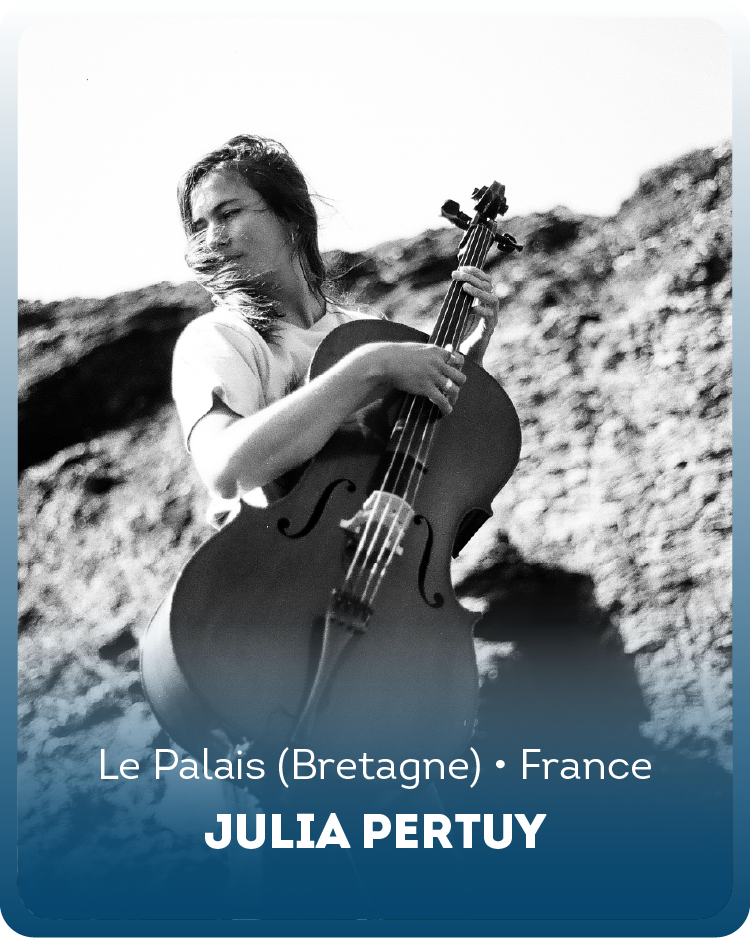 Julia Pertuy